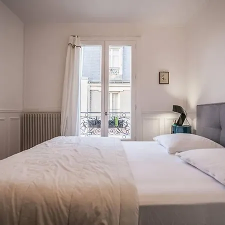 Boulangers 2 Bedroom Near Place Monge Apartment Paris